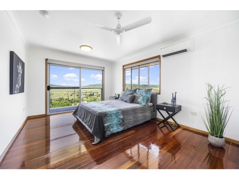 6 Lynda Court, Glencoe QLD 4352