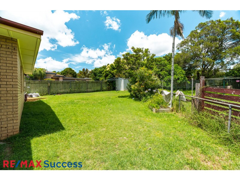 39 Martini Street, Mount Lofty QLD 4350