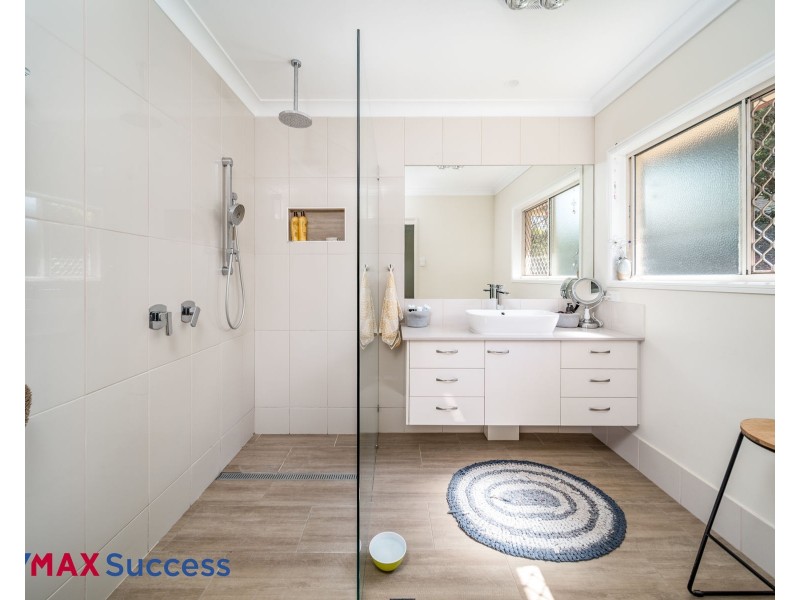 4 Mimosa Court, Rangeville QLD 4350