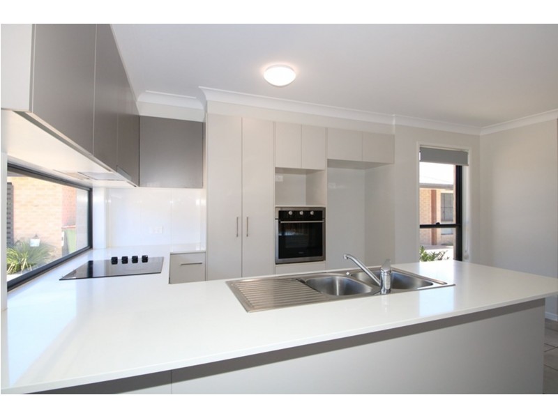 8/28 Ellis Street, Wilsonton QLD 4350