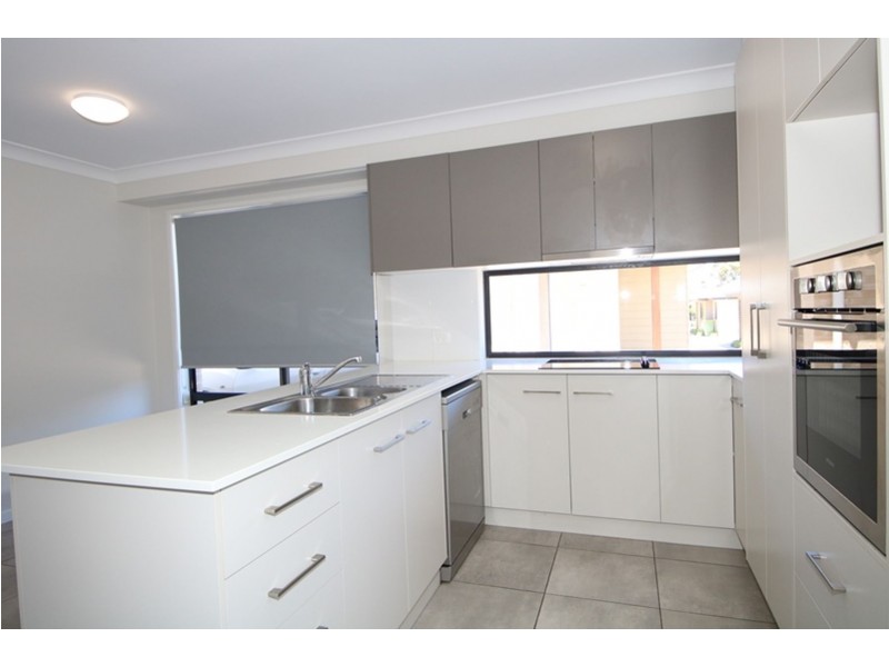 8/28 Ellis Street, Wilsonton QLD 4350