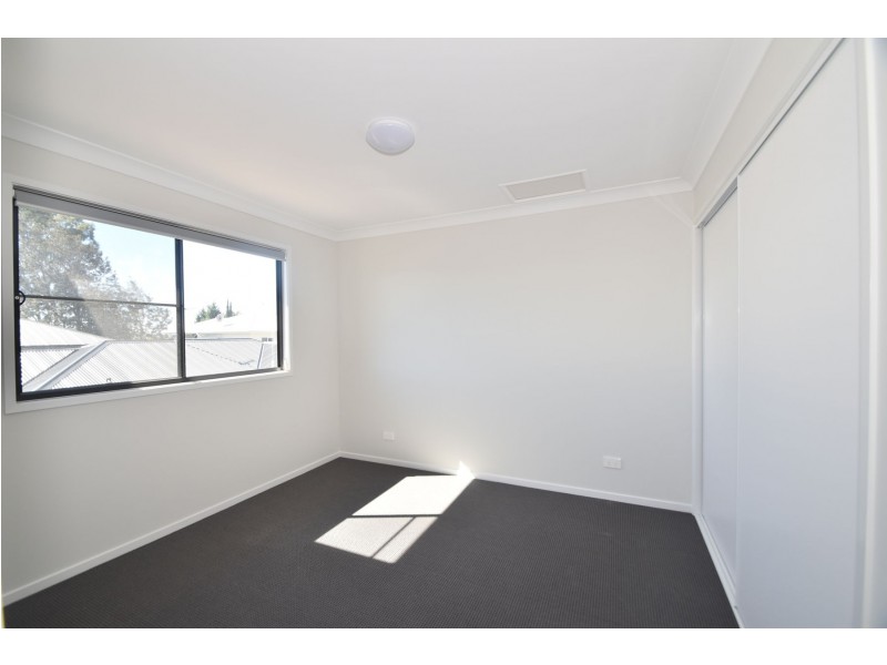 8/28 Ellis Street, Wilsonton QLD 4350