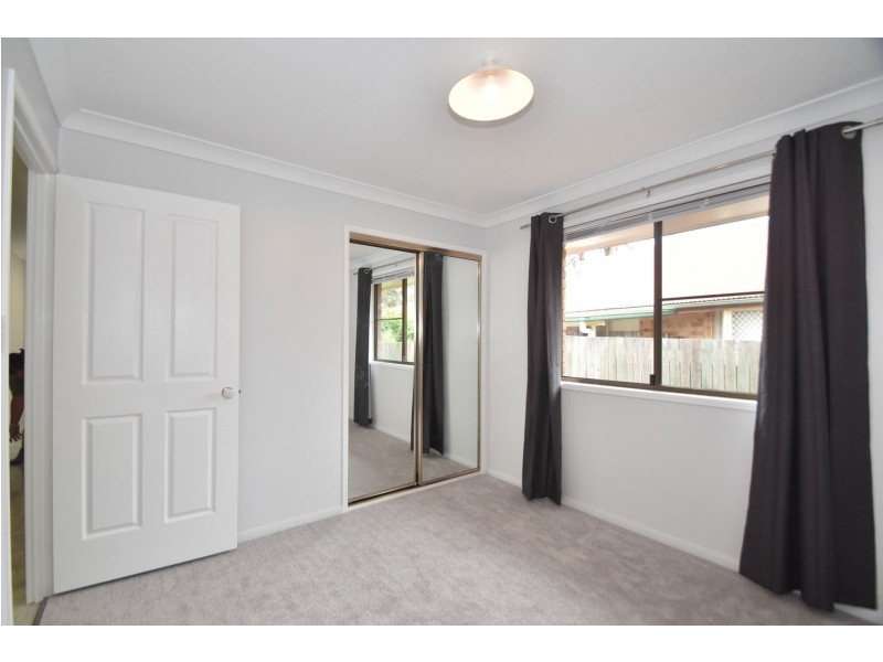 4 Radiata Court, Darling Heights QLD 4350