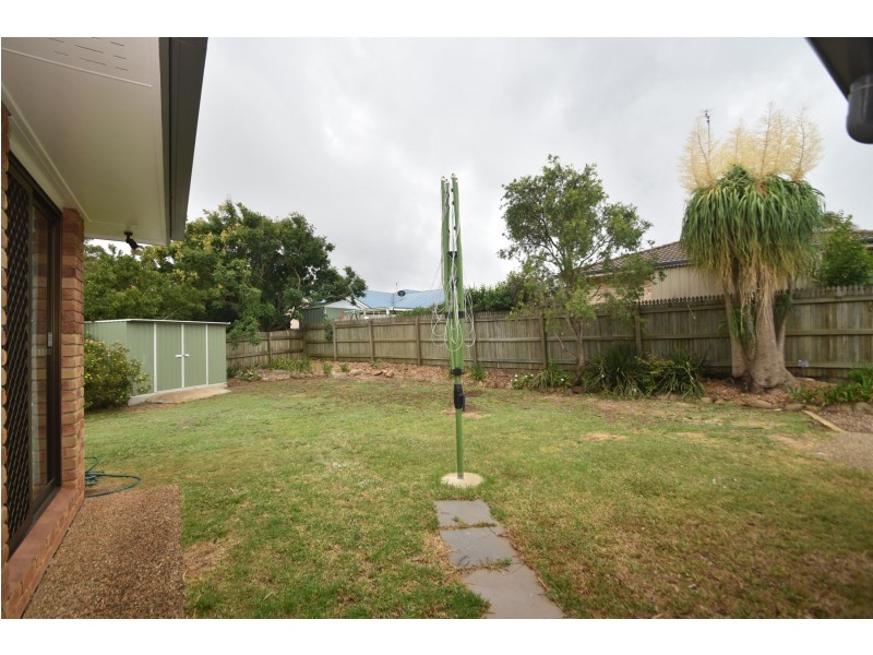 4 Radiata Court, Darling Heights QLD 4350