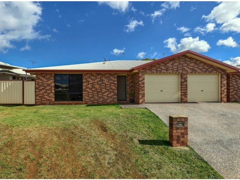 1/16 Village Court, Glenvale QLD 4350