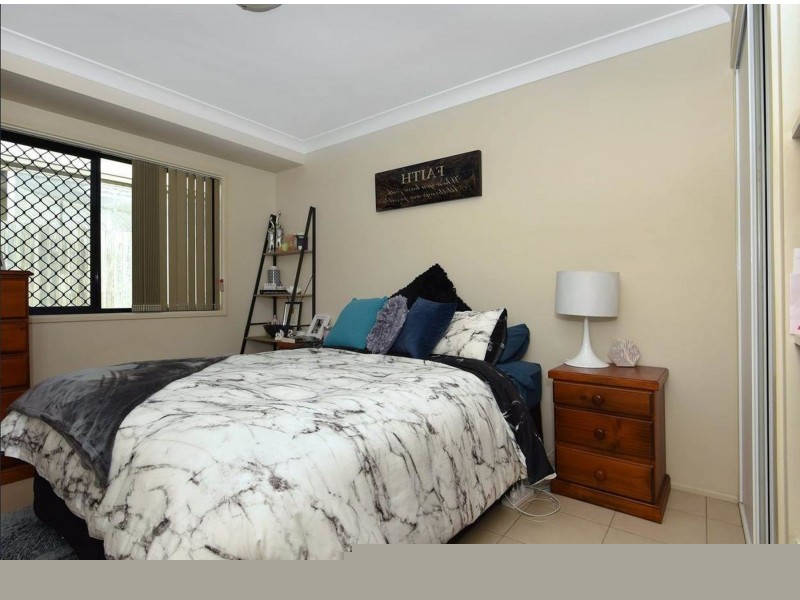 1/16 Village Court, Glenvale QLD 4350