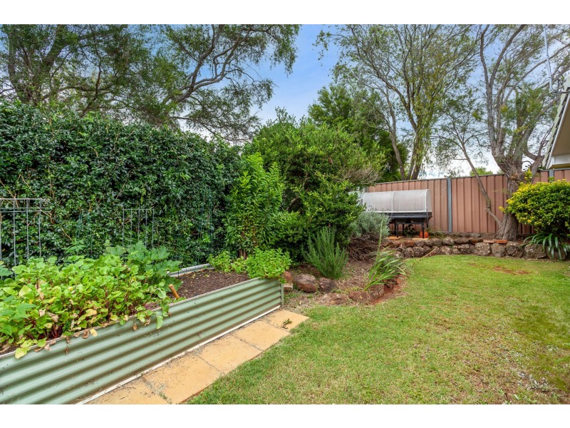 394 Stenner Street, Kearneys Spring QLD 4350