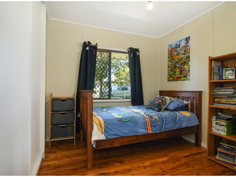 17 Power Street, Harristown QLD 4350