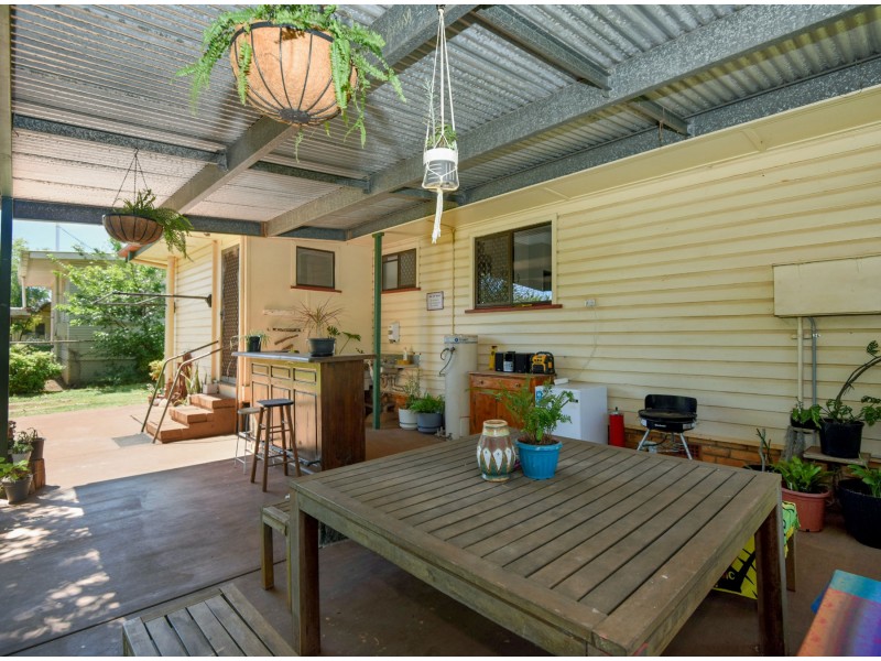 17 Power Street, Harristown QLD 4350