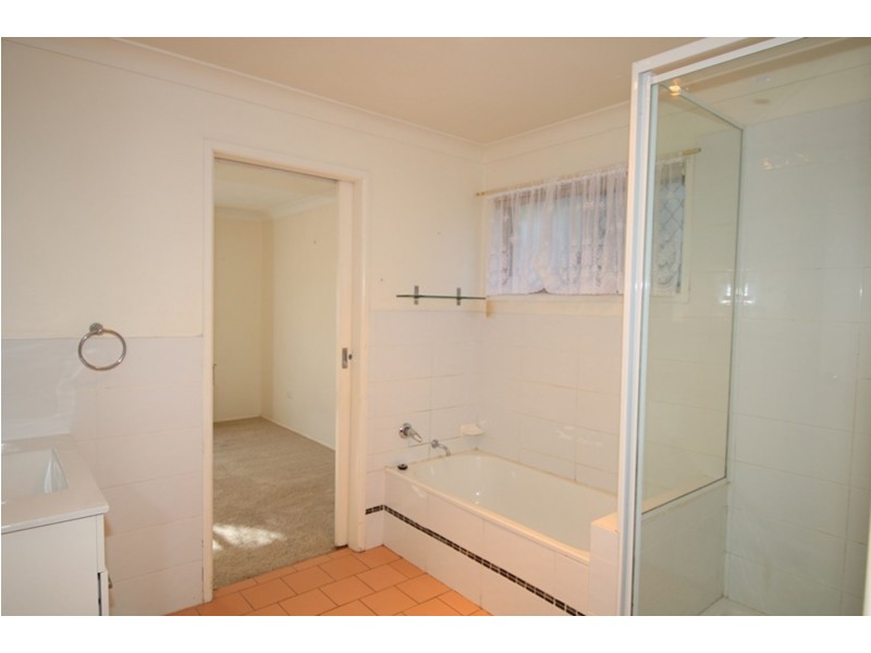 8 Giltrow Ct, Darling Heights QLD 4350