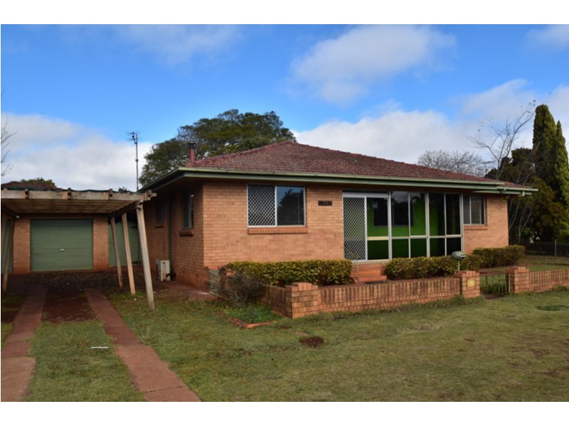 2A Phyllis Street, Harristown QLD 4350