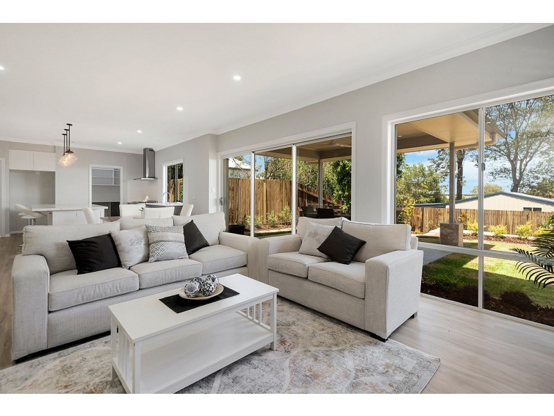 87A Mackenzie Street, Mount Lofty QLD 4350