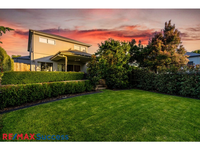 87A Mackenzie Street, Mount Lofty QLD 4350