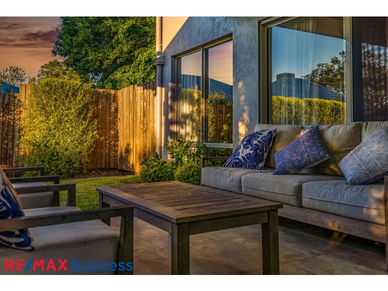 87A Mackenzie Street, Mount Lofty QLD 4350