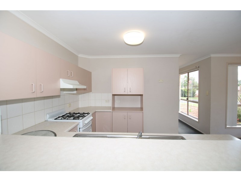 15 Shamrock Court, Middle Ridge QLD 4350
