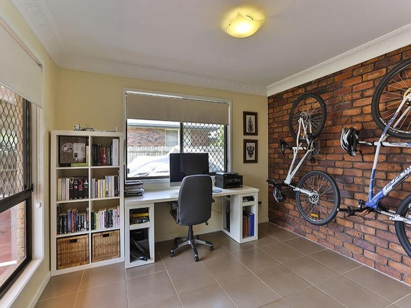 90 McDougall  St, Wilsonton QLD 4350