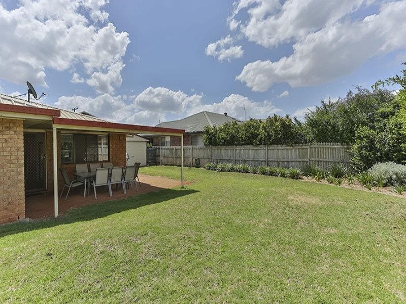 90 McDougall  St, Wilsonton QLD 4350