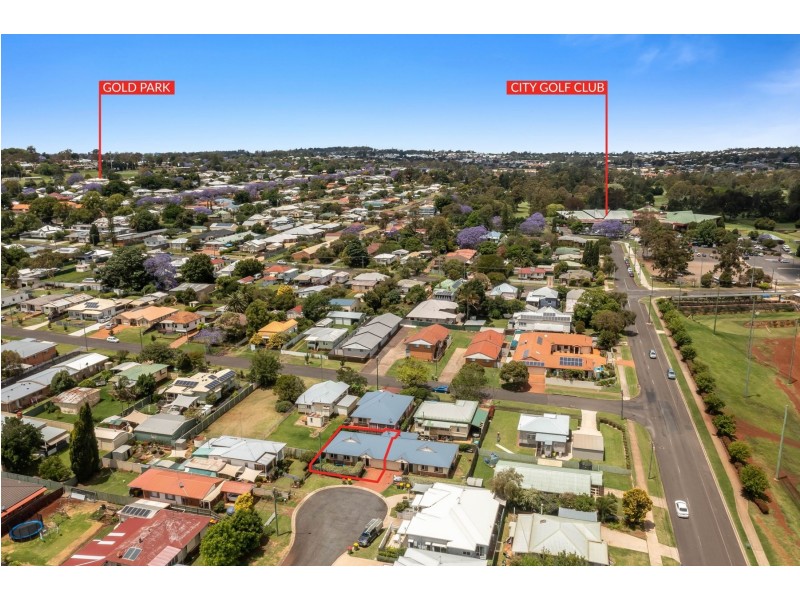 1/10 Roberts Street, South Toowoomba QLD 4350