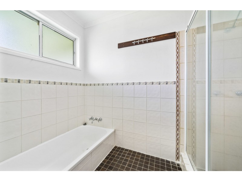 28 Quarry Street, Cambooya QLD 4358