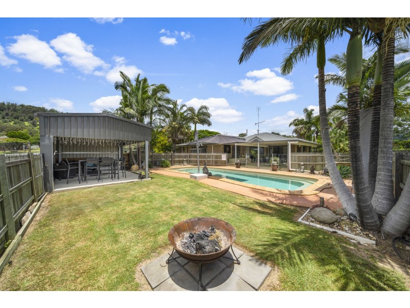 4 Roser Court, Withcott QLD 4352