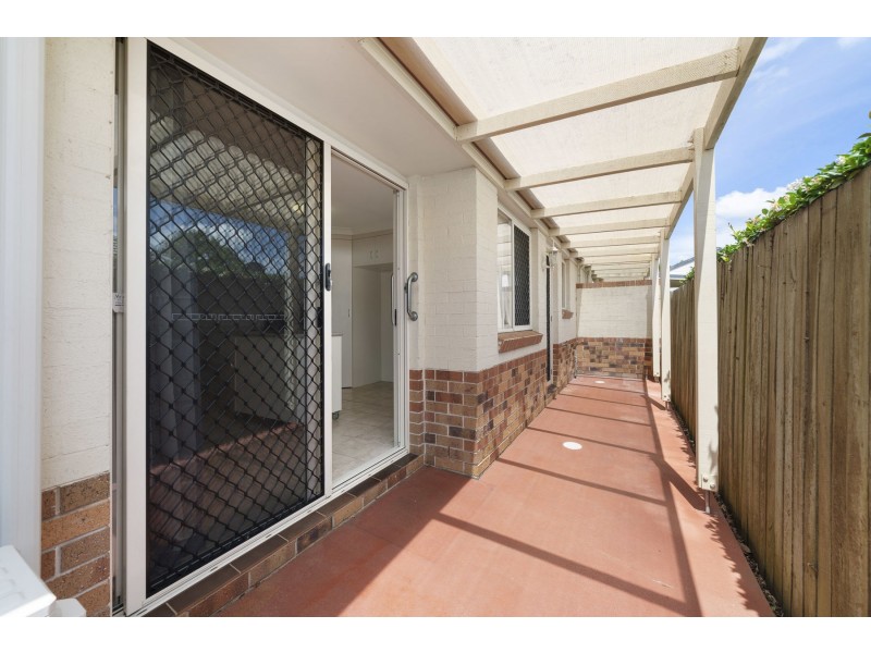4/2A Jackson Street, Centenary Heights QLD 4350