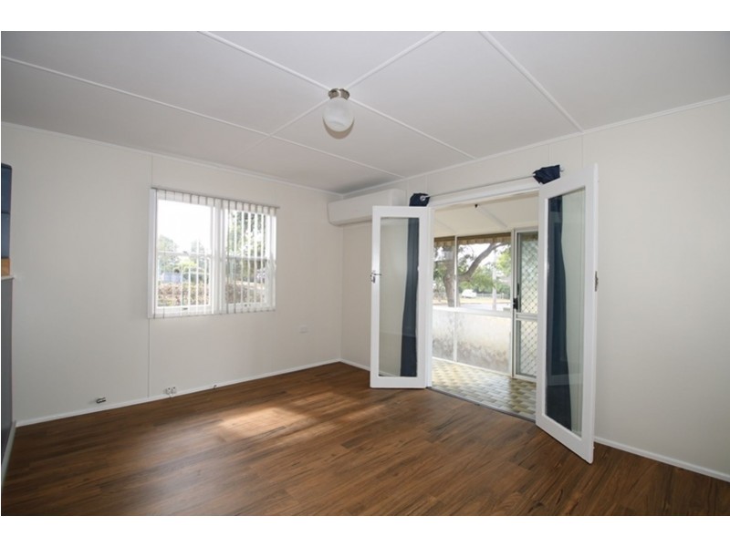 5 Greyfriars Street, Rockville QLD 4350