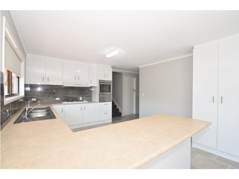 824 Ruthven Street, Kearneys Spring QLD 4350