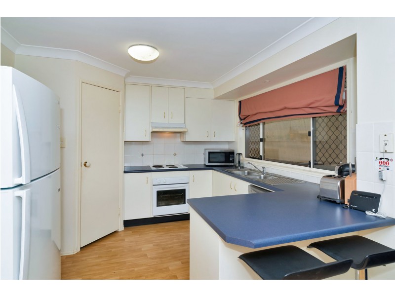11 Elizabeth Kenny Court, Harristown QLD 4350