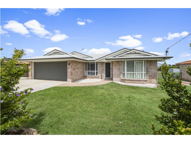 12 Sinclair Street, Wyreema QLD 4352