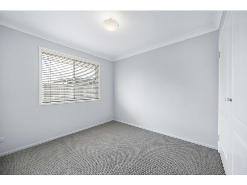 12 Sinclair Street, Wyreema QLD 4352