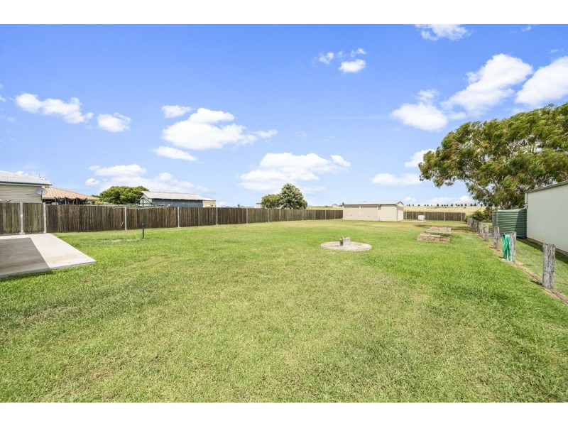 12 Sinclair Street, Wyreema QLD 4352