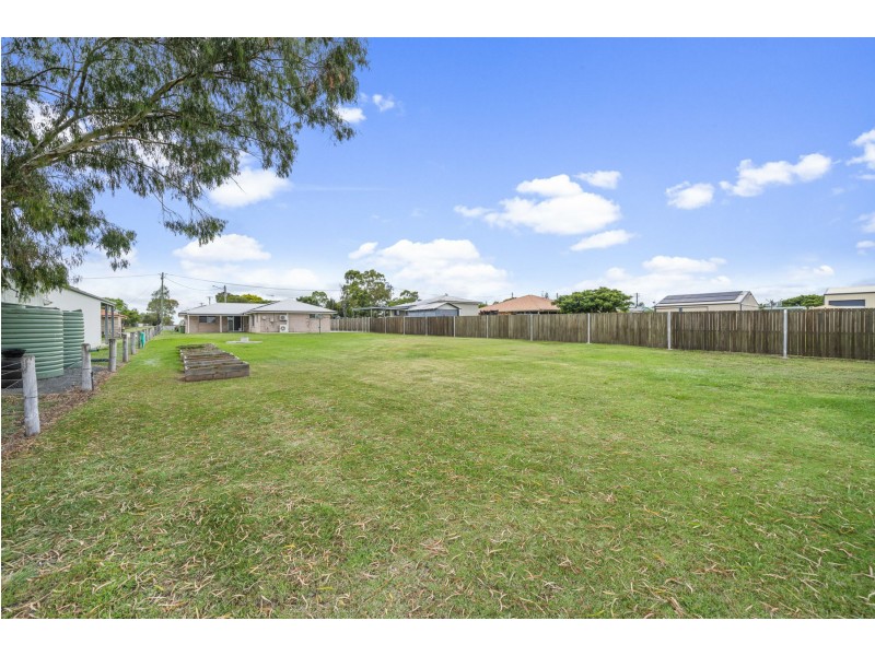 12 Sinclair Street, Wyreema QLD 4352