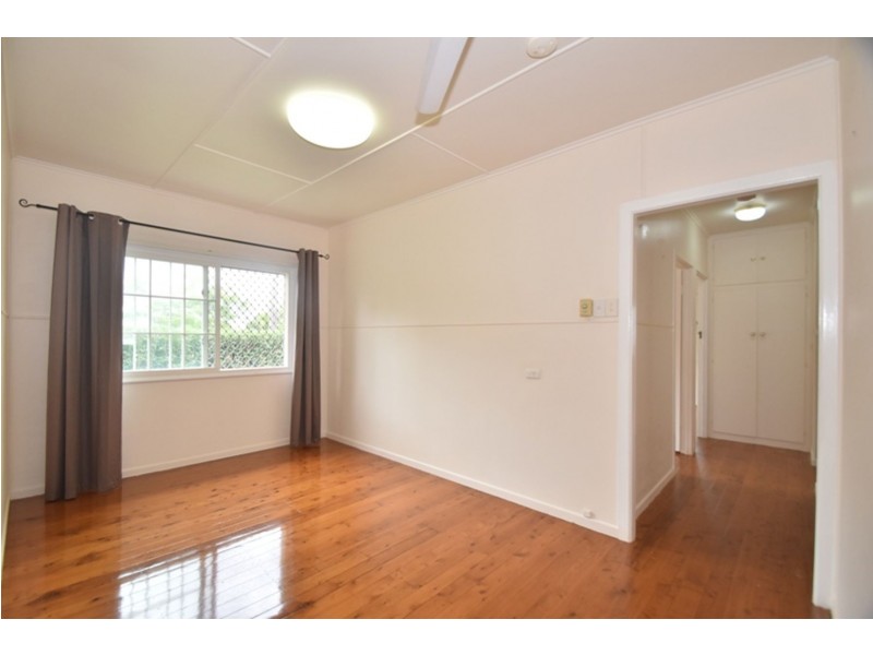 38 Seaton Street, South Toowoomba QLD 4350