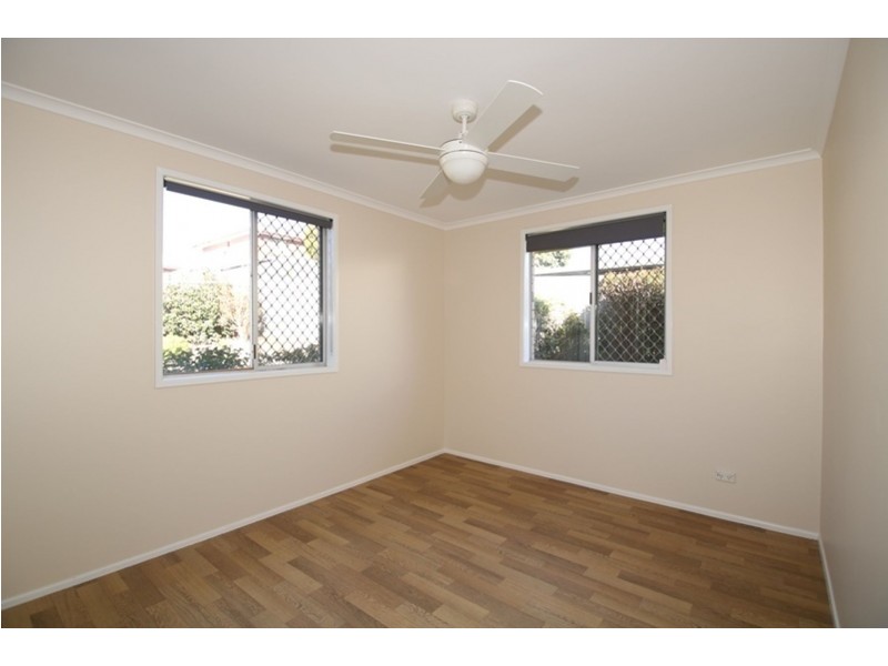 2/16 Behland  Street, Kearneys Spring QLD 4350