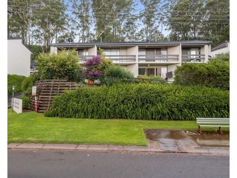 3/2 Benjamin Street, Mount Lofty QLD 4350