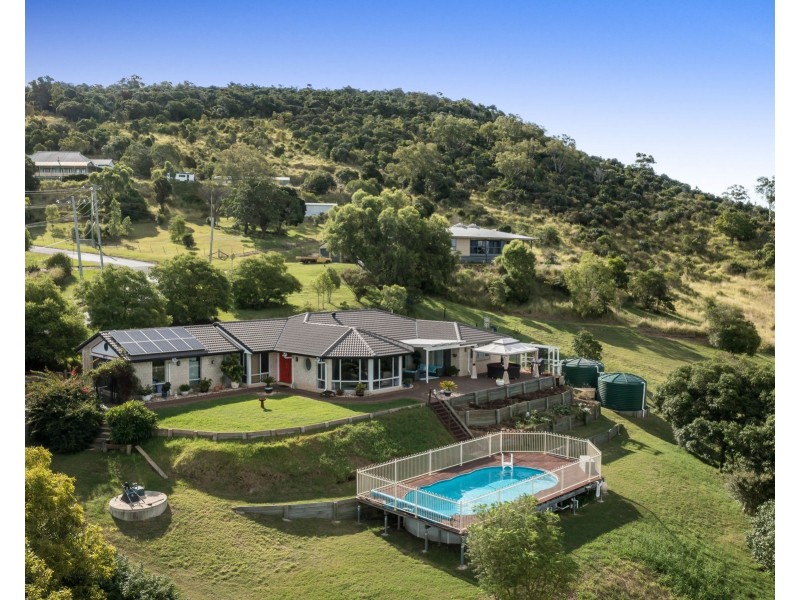 8 Nichols Drive, Glencoe QLD 4352