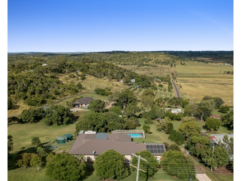 8 Nichols Drive, Glencoe QLD 4352