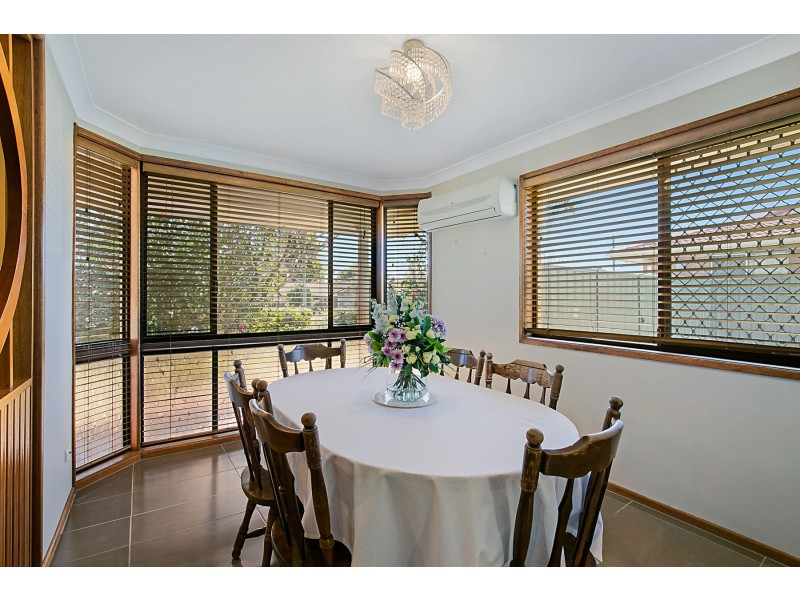 8 Jasmine Court, Centenary Heights QLD 4350