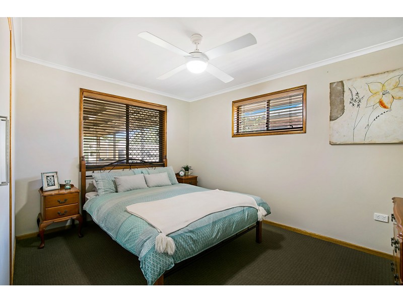 8 Jasmine Court, Centenary Heights QLD 4350