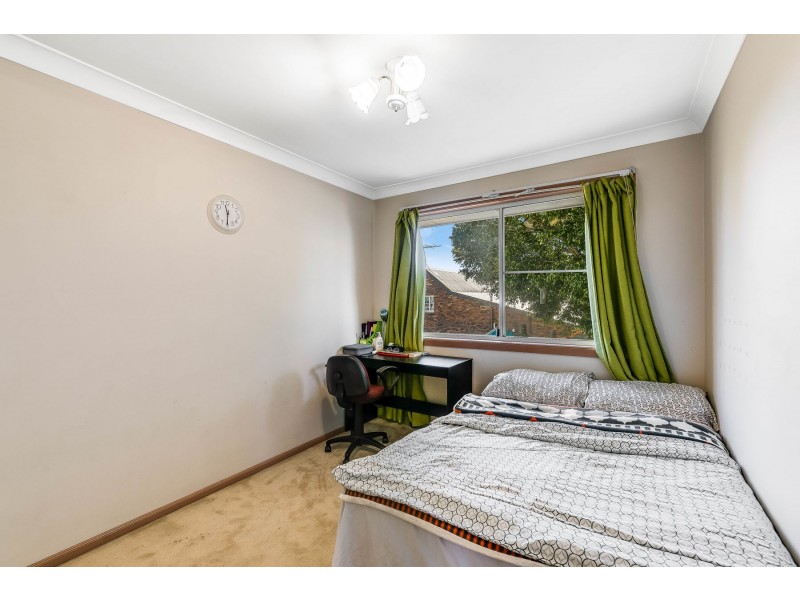4/9 Danica Court, Kearneys Spring QLD 4350