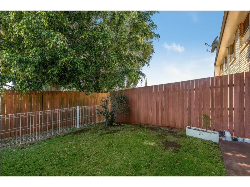 4/9 Danica Court, Kearneys Spring QLD 4350