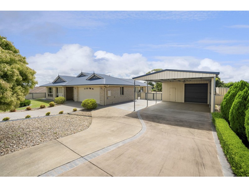 5 Corella Street, Meringandan West QLD 4352