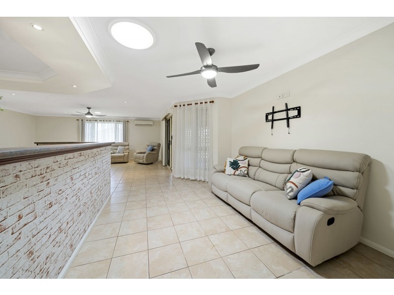 5 Corella Street, Meringandan West QLD 4352