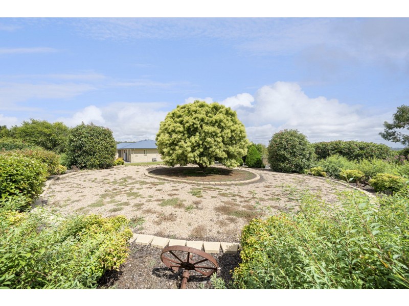5 Corella Street, Meringandan West QLD 4352