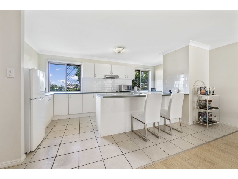 91-93 Hogg Street, Cranley QLD 4350