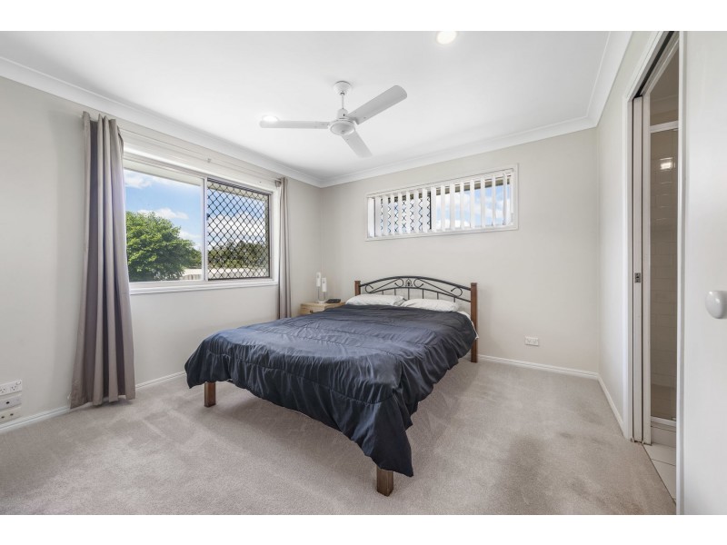 91-93 Hogg Street, Cranley QLD 4350