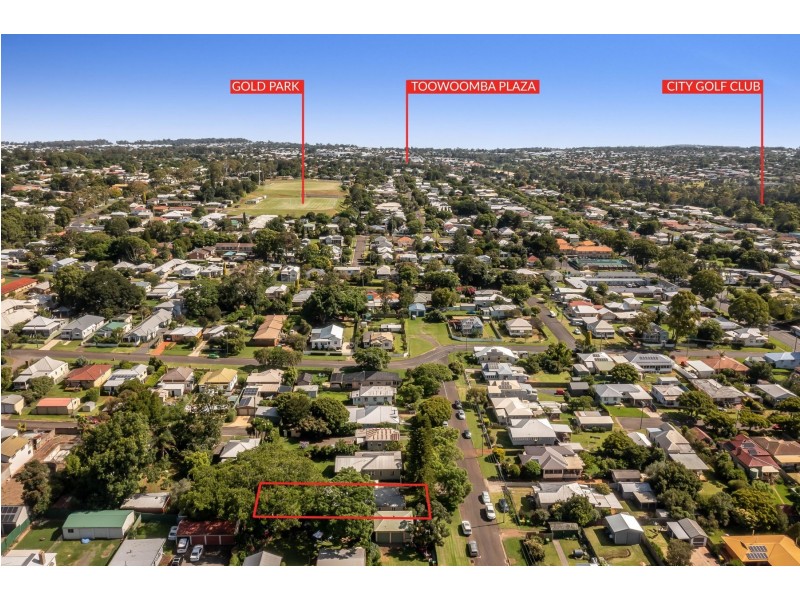 2 Parkinson Street, South Toowoomba QLD 4350