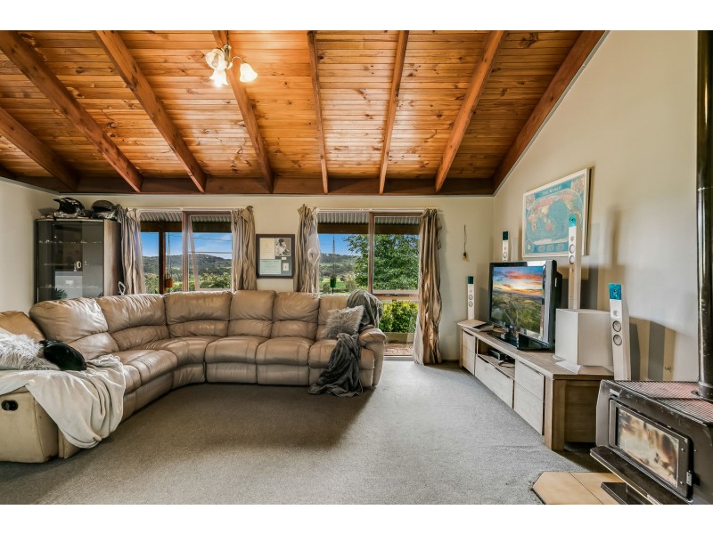 9 Junction Street, Gowrie Junction QLD 4352