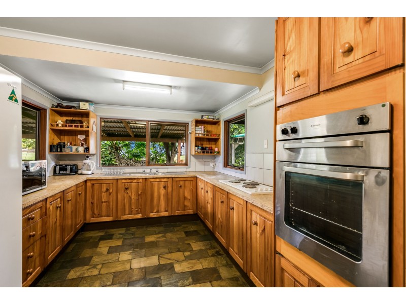 9 Junction Street, Gowrie Junction QLD 4352