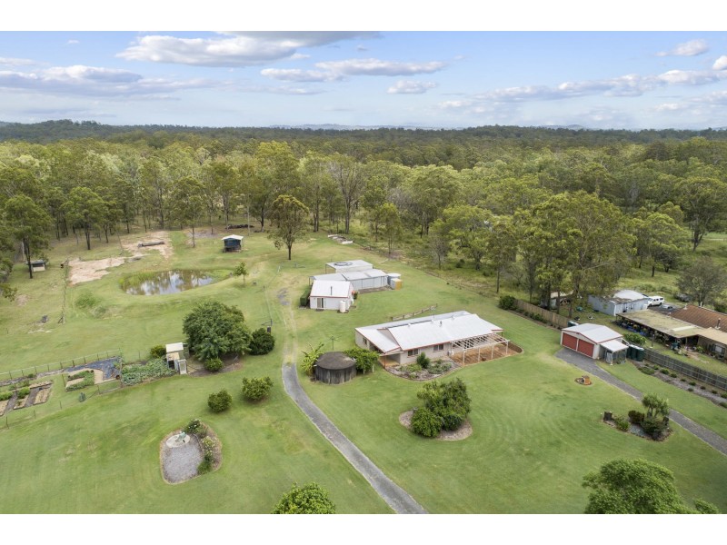 745 Murphys Creek Road, Upper Lockyer QLD 4352
